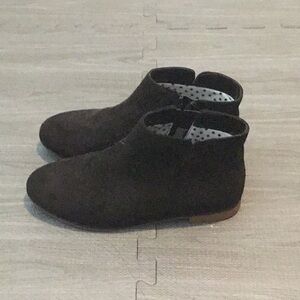 Girls, Cat and Jack, Black Ankle Booties, size 5